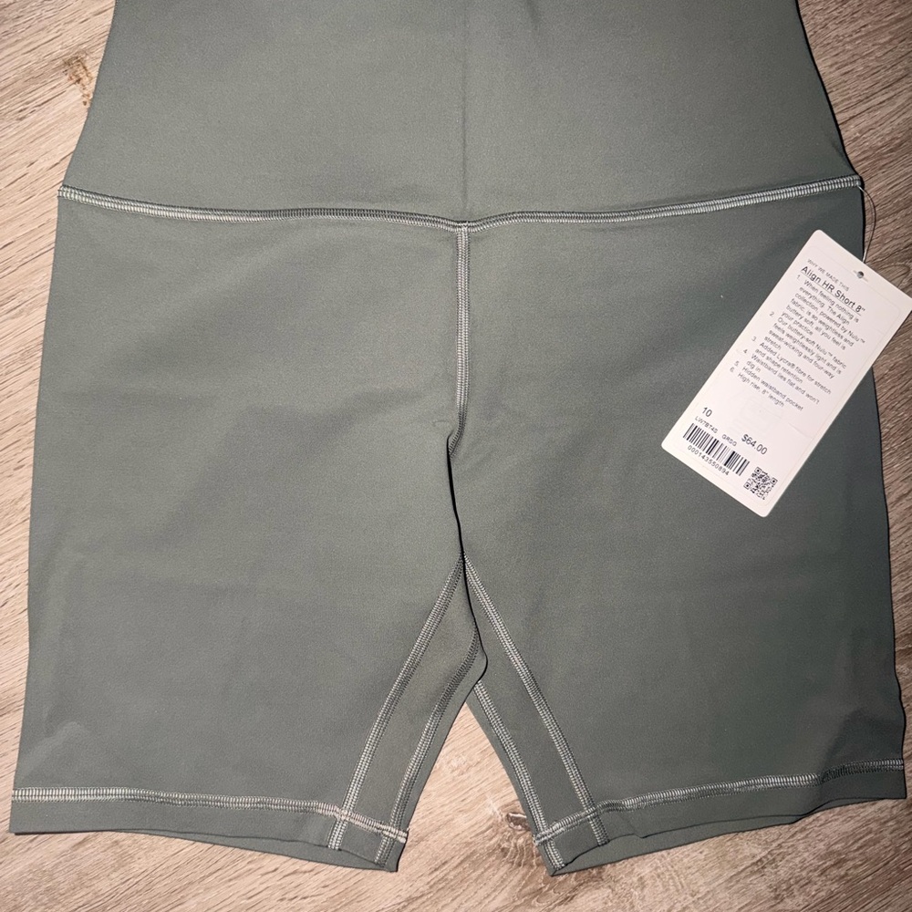 lululemon athletica Women's Green Bike Shorts